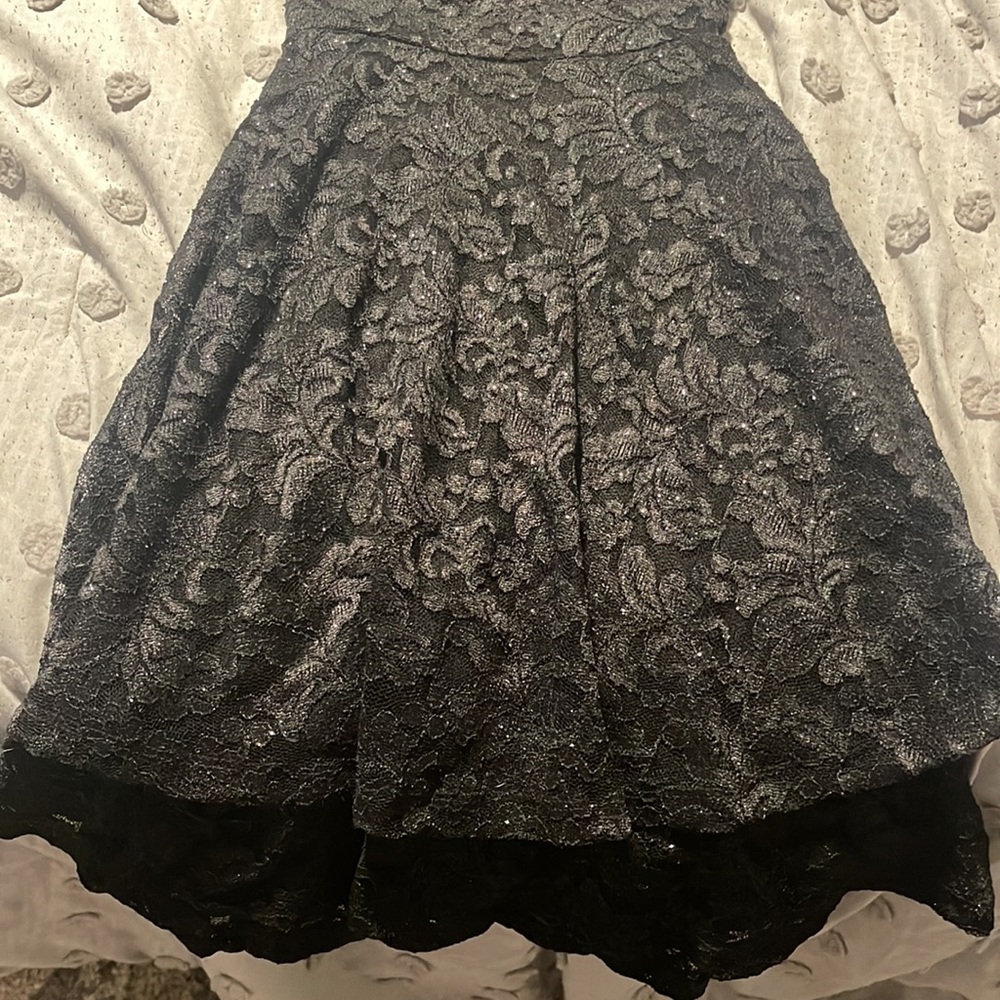 Gorgeous Black Dress - Picture 3 of 4